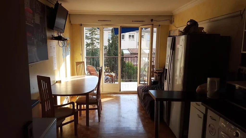 London Connection Hostel Marseille